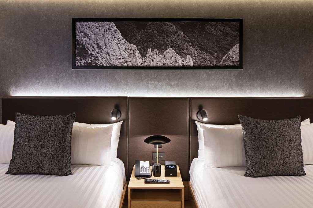 Hotel Galeria Plaza Monterrey Zimmer foto Deluxe Room